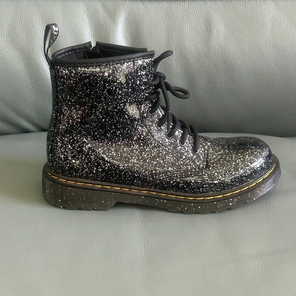 Dr.‎ Martens 1460 Delaney Black Glitter Galaxy Lace Up Side Zip Boots Kids 4